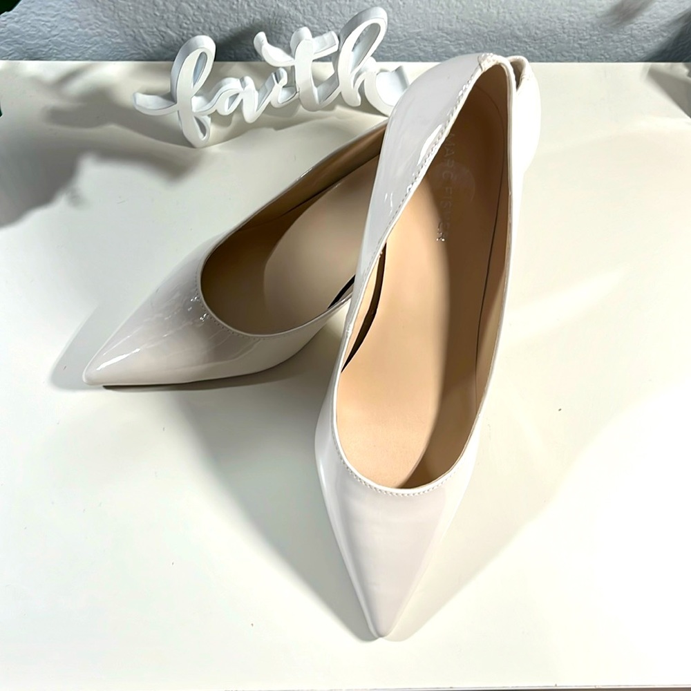 Marc Fisher Kitten High Heels 👠